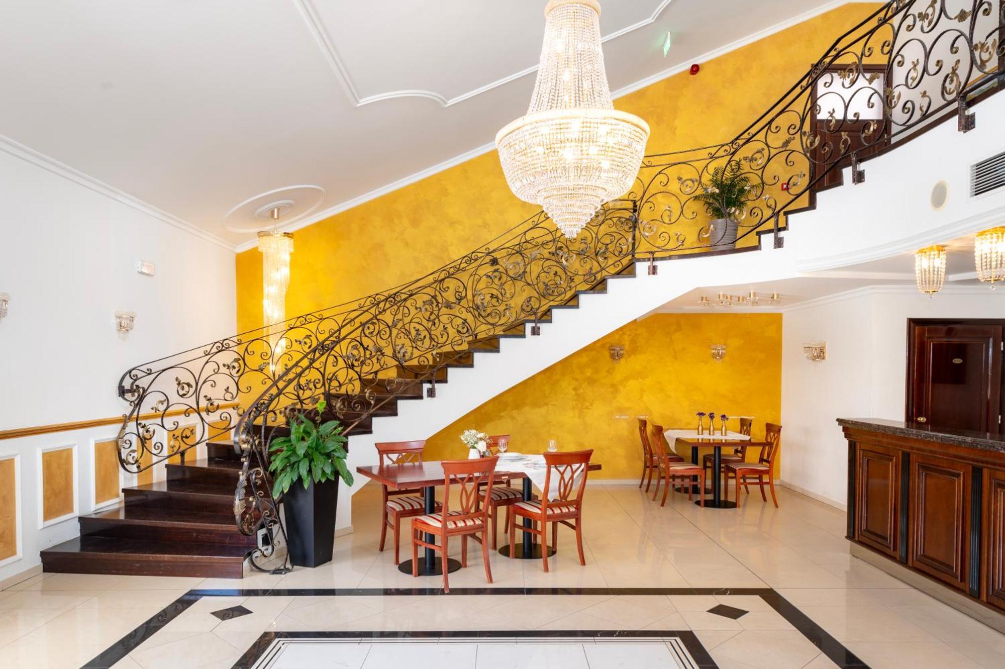 Guest Accommodation Atrium Gulin Lozovac Eksteriør bilde